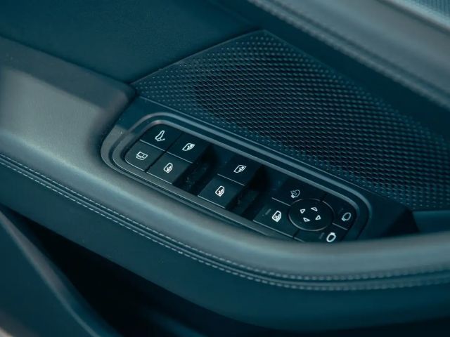 Porsche Panamera 4 E-Hybrid