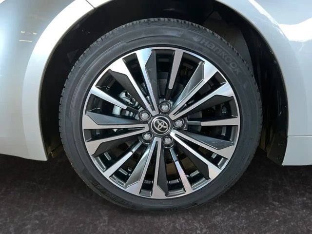 Toyota Corolla Hybride Team D