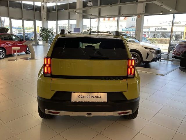 Fiat Grande Panda E La Prima