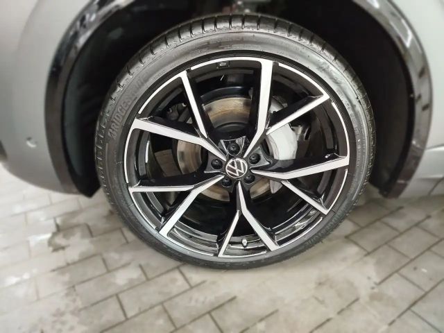 Volkswagen Touareg 4Motion R-Line