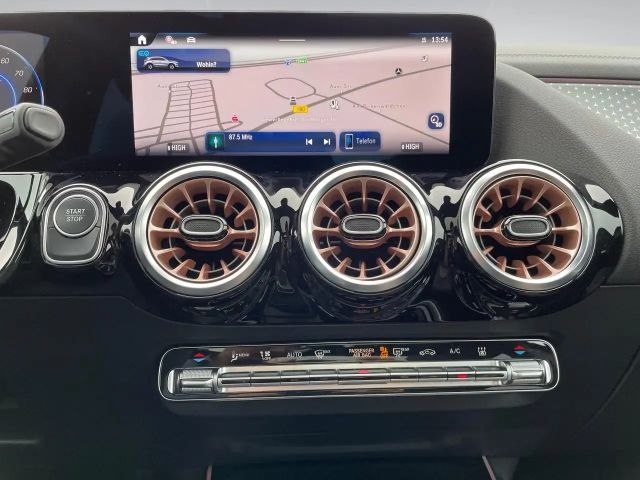 Mercedes-Benz EQA 300 4MATIC Advanced