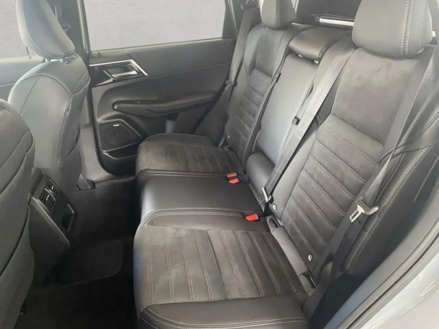 Mitsubishi Outlander 4WD PHEV