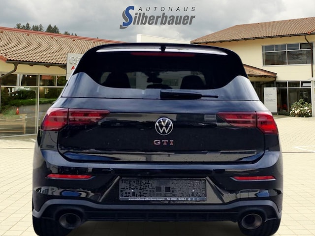 Volkswagen Golf 2.0 TSI GTI