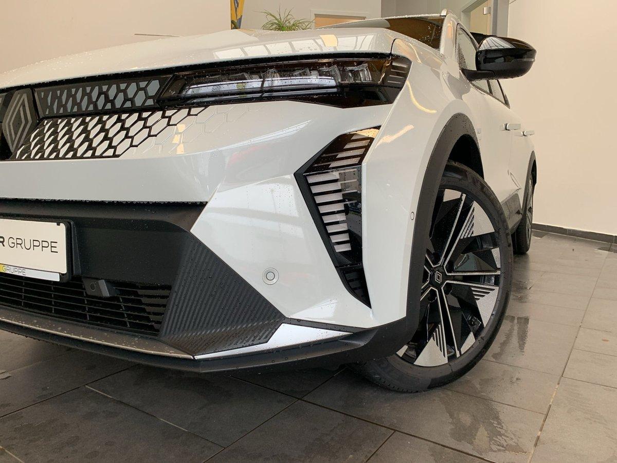 Renault Scenic E-Tech Techno