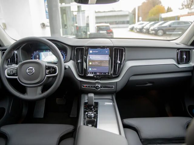 Volvo XC60 AWD Dark Plus