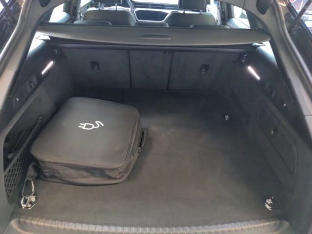 Audi A6 Avant Quattro S-Line S-Tronic