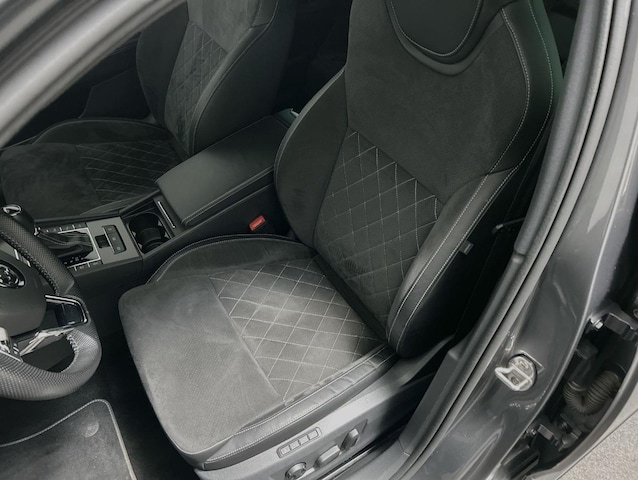 Skoda Superb 2.0 TDI Combi