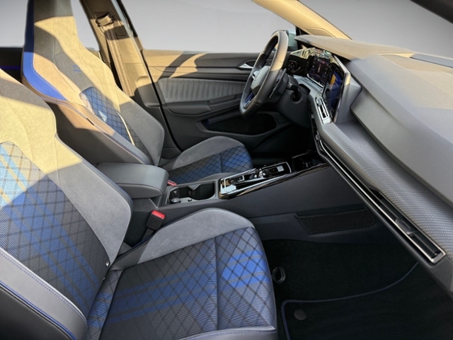 Volkswagen Golf 2.0 TSI Golf VIII