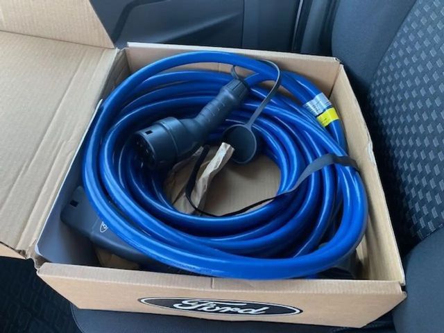 Ford E-Transit E Trend L3H2 390*Flügelhecktüre*