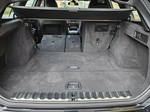 BMW 330 330i Touring xDrive