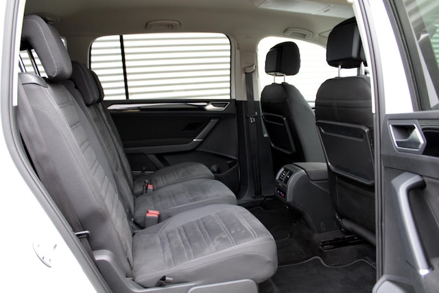 Volkswagen Touran DSG R-Line