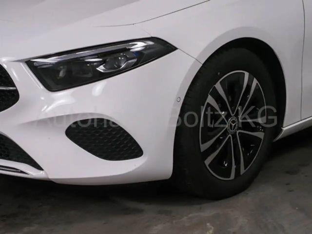 Mercedes-Benz A 180 ENp 48000 Pano Standh. 360 Kam. Winter P