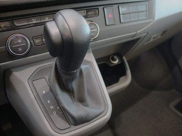 Volkswagen Caravelle 2.0 TDI T6