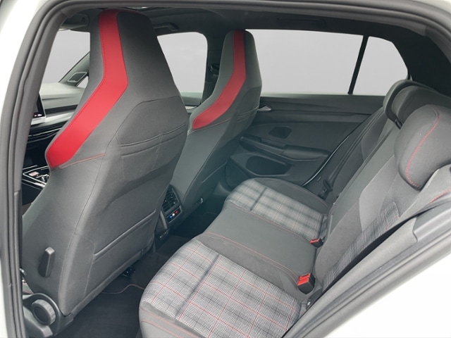 Volkswagen Golf 2.0 TSI DSG Golf VIII