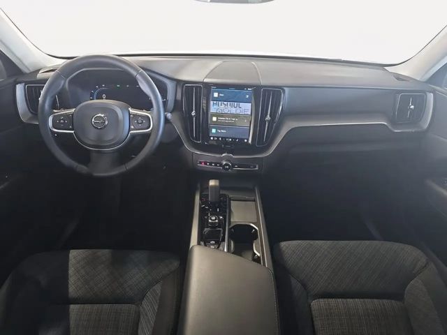 Volvo XC60 AWD Core Recharge T8