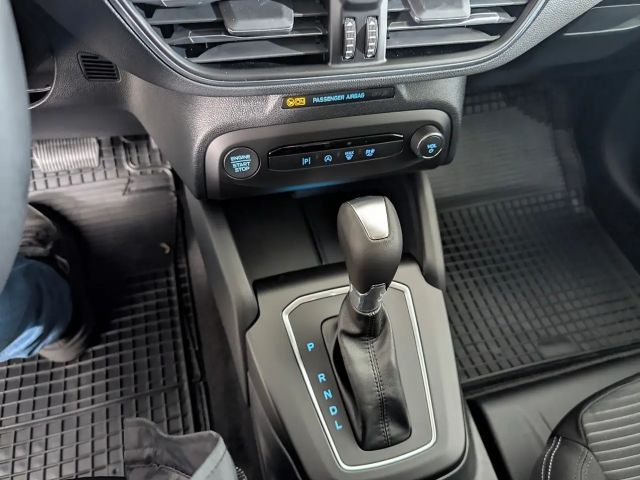 Ford Focus EcoBoost Titanium Wagon