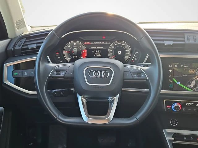 Audi Q3 35 TDI S-Tronic