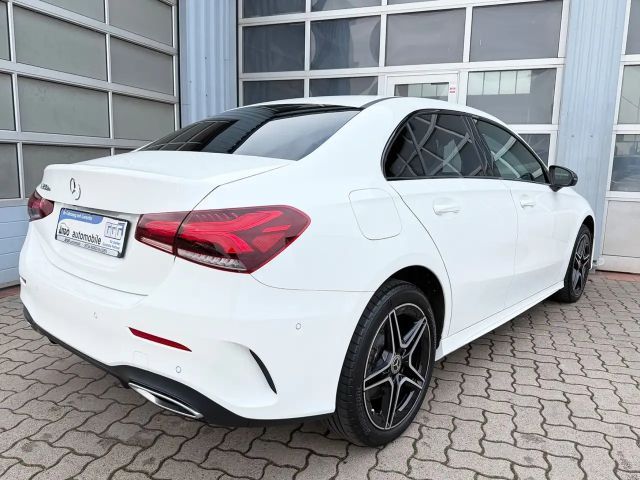 Mercedes-Benz A 250 A 250 e AMG Line