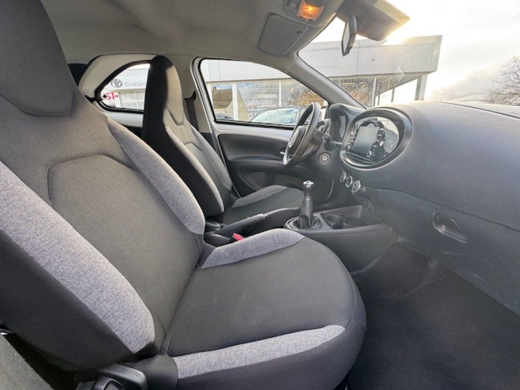 Toyota Aygo X 5-deurs Basis