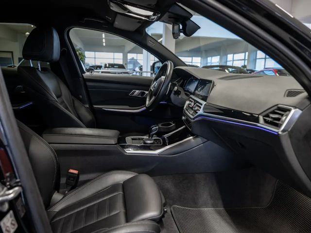 BMW 330 330e M-Sport Touring