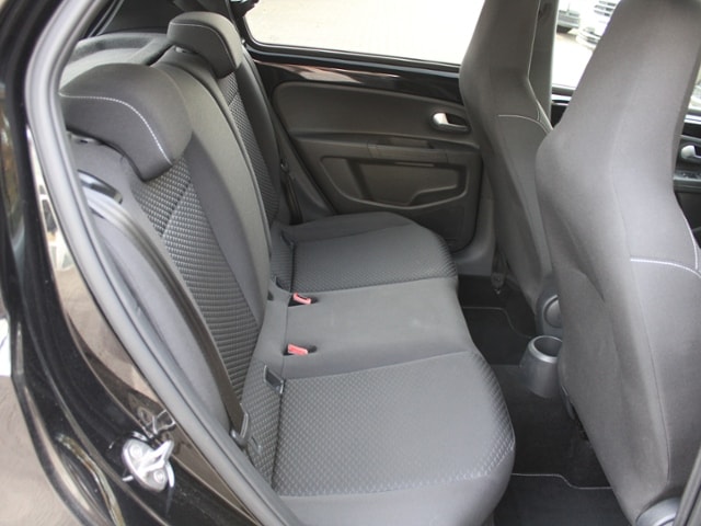 Volkswagen up! Active