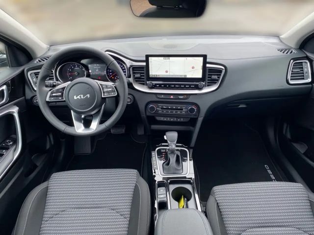 Kia Ceed CEED 1.5T 48V DCT 140 ULTIMATE Style 17'' LM, Appl