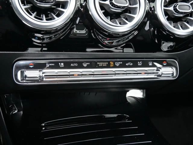 Mercedes-Benz A 35 AMG 4MATIC AMG Line