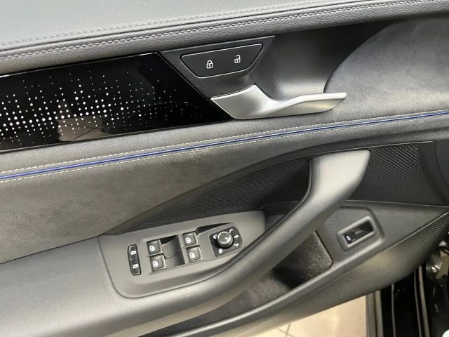 Volkswagen Passat 2.0 TDI DSG R-Line Variant