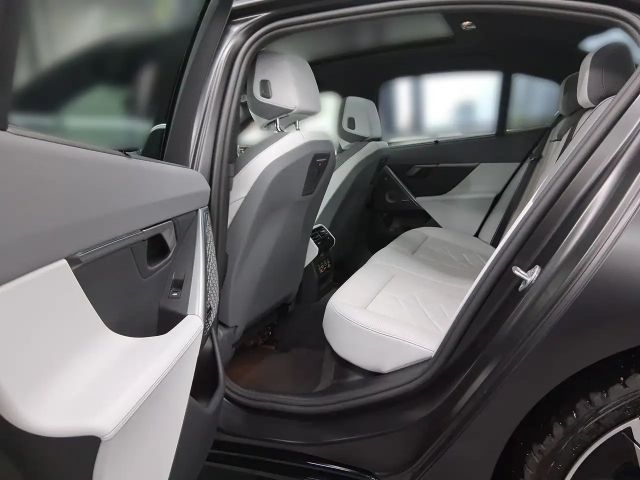 BMW 550 Sedan xDrive