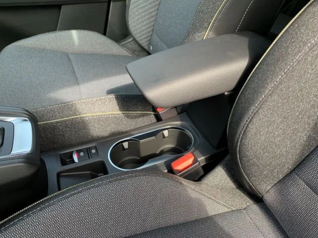 Renault Captur EDC Hybrid Techno