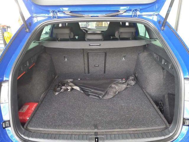 Skoda Octavia 2.0 TDI Combi Sportline