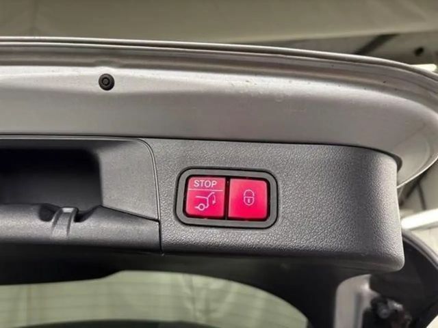 Mercedes-Benz B 200 AMG Line B 200 d