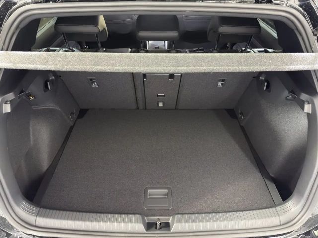 Volkswagen Golf DSG Sport