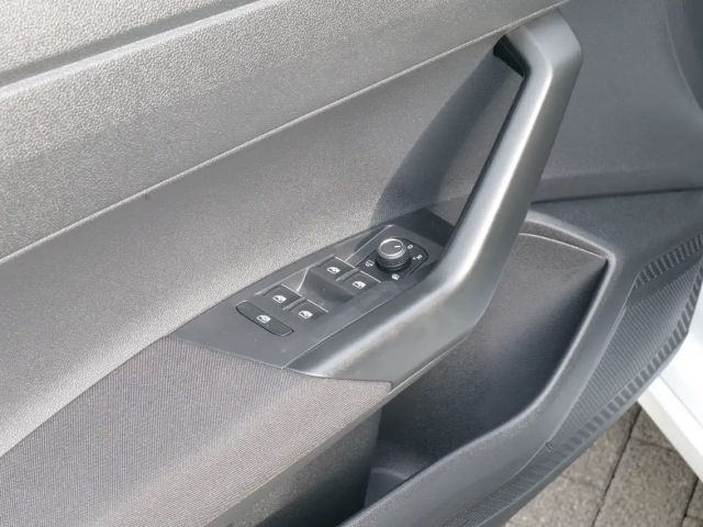 Volkswagen Taigo 1.5 TSI DSG R-Line