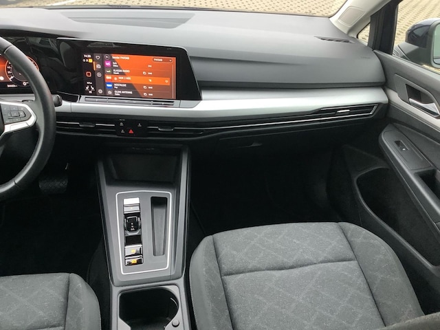 Volkswagen Golf 1.5 TSI DSG Life Variant