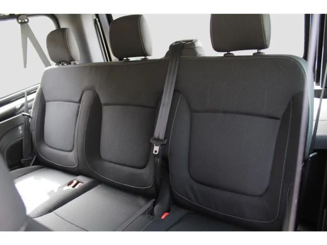 Nissan Primastar 8-zitter N-Connecta