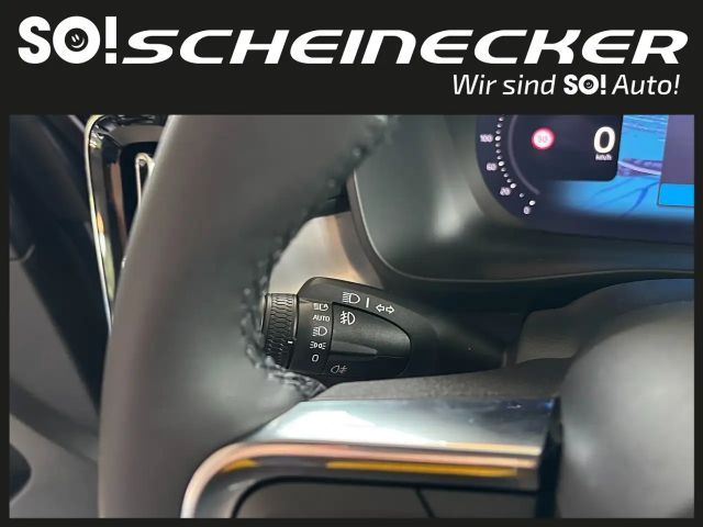 Volvo XC40 Dark Plus