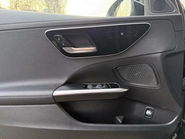 Mercedes-Benz C 300 AMG Line C 300 d Estate