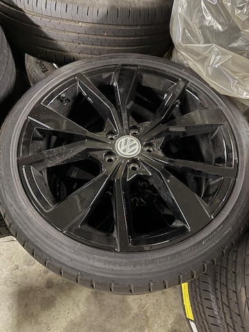 Volkswagen T-Roc T-ROC 1.5 E2 R-L  BT110 TSID7F