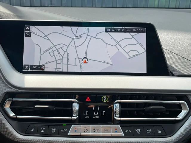 BMW 116 116i 5-deurs Sedan