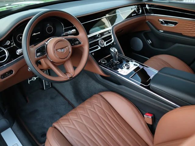 Bentley Flying Spur Hybrid V8