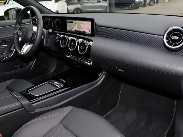 Mercedes-Benz A 200 TOTWINKEL+PANORAMA+KAMERA+NIGHT PAKET+18"