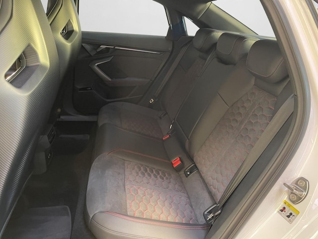 Audi RS3 Quattro S-Tronic Sedan