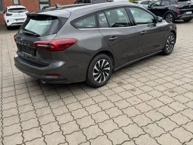 Ford Focus Titanium Wagon