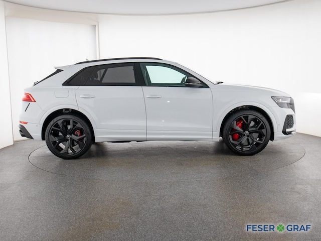 Audi RS Q8 Quattro