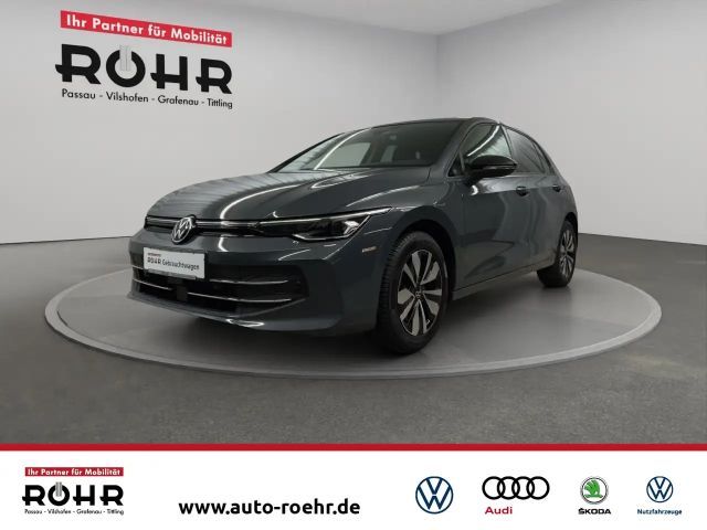 Volkswagen Golf 1.5 TSI Golf VIII