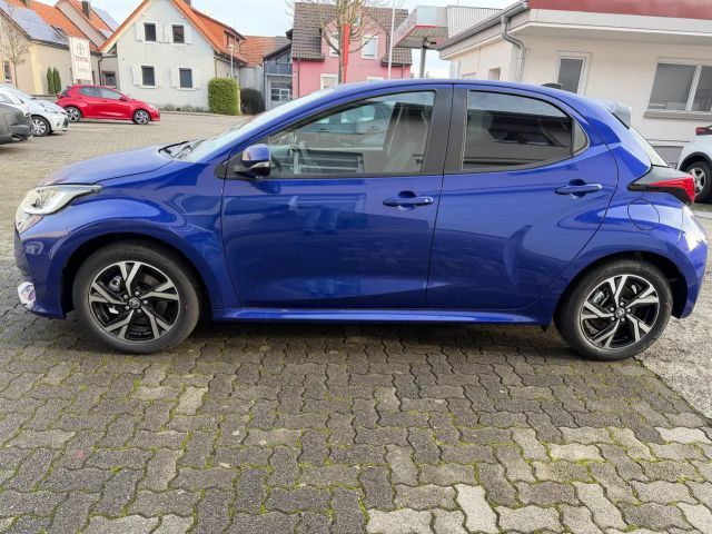 Toyota Yaris Active Hatchback Hybride