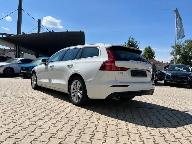 Volvo V60 Momentum