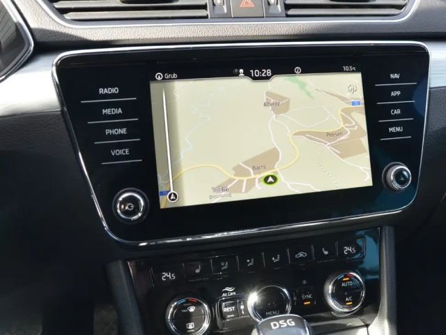 Skoda Superb Superb Kombi 2,0TDI DSG LED VIRTUAL NAVI SHZ 1.Bes