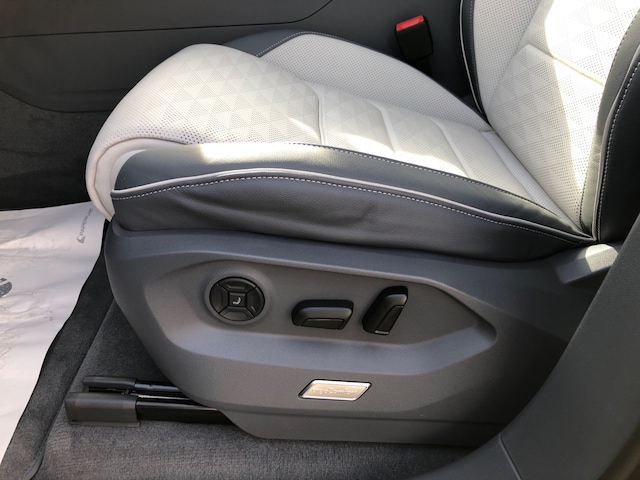 Volkswagen Touareg 4Motion Elegance Elegance